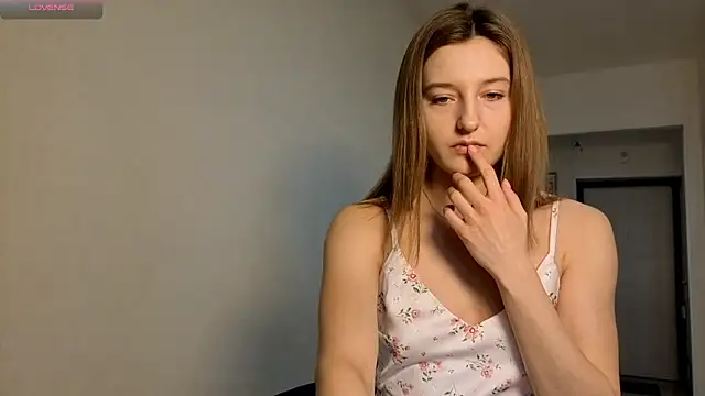 AvelinaSchepp online show from 03.21.26