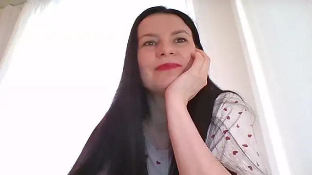 Clover Shine online show from 02.15.26