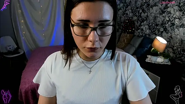 Coraline kitty online show from 02.13.26