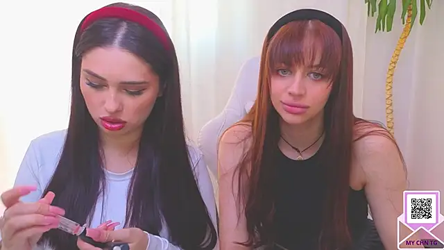 Sofia Plump online show from 04.05.26