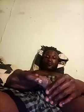 Snapshot of buchoo14 chatting on 02.14.26 buchoo14 online show from 02.14.26