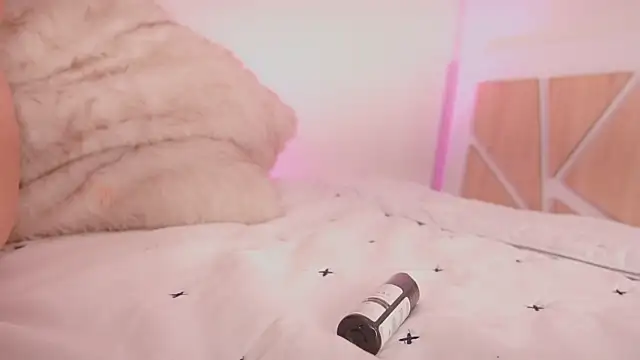 Shopie Colucci online show from 04.11.26