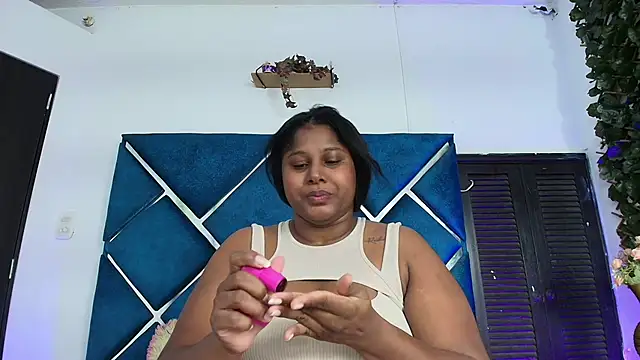 Snapshot of AlexaRousse4u chatting on 06.02.26 AlexaRousse4u online show from 06.02.26