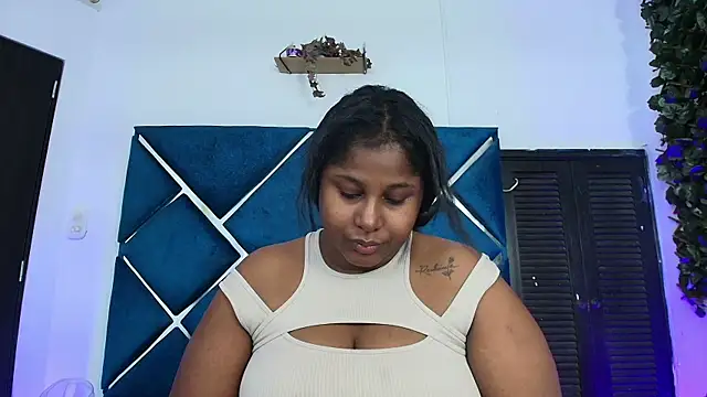 Snapshot of AlexaRousse4u chatting on 06.18.26 AlexaRousse4u online show from 06.18.26