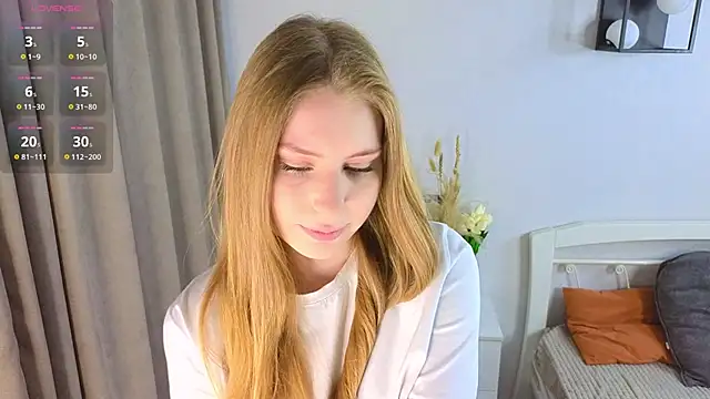 Snapshot of CharityKhamo chatting on 03.04.26 CharityKhamo online show from 03.04.26