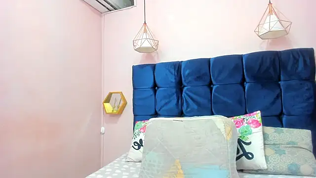 Sexy ebony 1 online show from 04.15.26