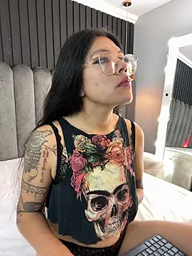 Snapshot of Lanadelrey_1 chatting on 03.04.26 Lanadelrey 1 online show from 03.04.26