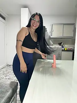 Snapshot of samanta_big_ass_ chatting on 06.26.26 samanta big ass online show from 06.26.26