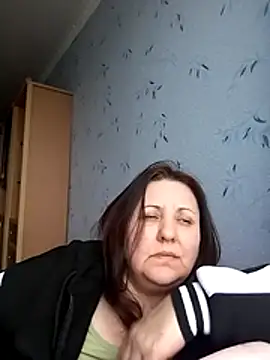 Snapshot of LockyCharm111 chatting on 02.14.26 LockyCharm111 online show from 02.14.26