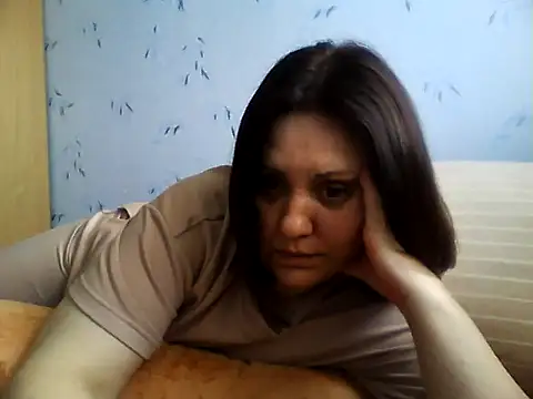 LockyCharm111 online show from 04.14.26