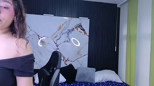 Sophie19   online show from 03.17.26