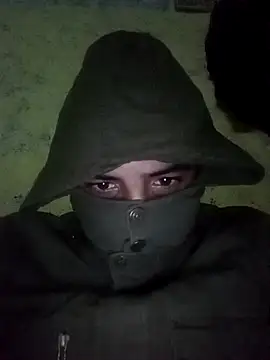 JohnnKe12 online show from 04.18.26