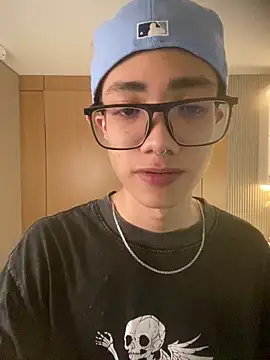 Snapshot of Santi_Princex chatting on 05.19.26 Santi Princex online show from 05.19.26