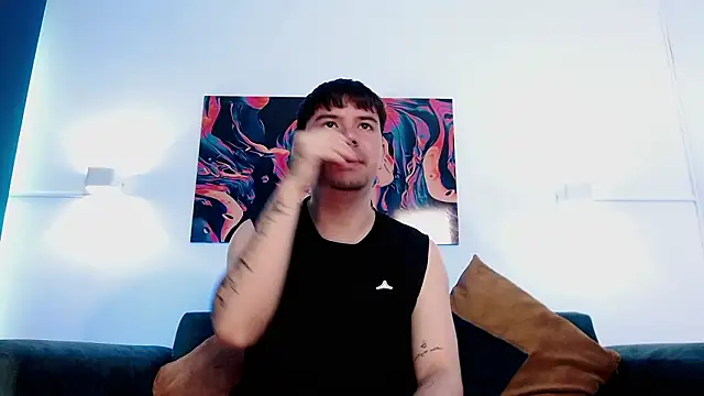 Snapshot of KaiStein chatting on 02.25.26 KaiStein online show from 02.25.26