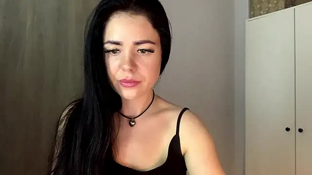 Snapshot of NicoleSensual chatting on 03.04.26 NicoleSensual online show from 03.04.26