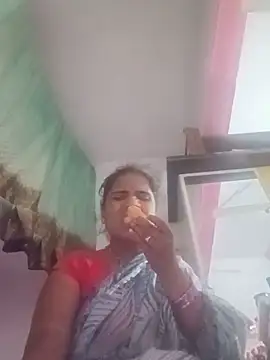 Snapshot of RAJE7053 chatting on 05.17.26 RAJE7053 online show from 05.17.26