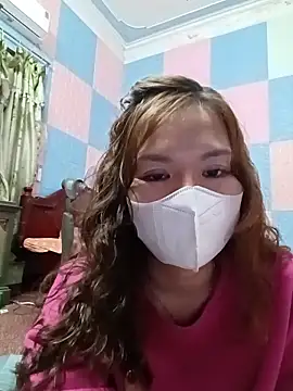 Snapshot of Trang26 chatting on 02.21.26 Trang26 online show from 02.21.26