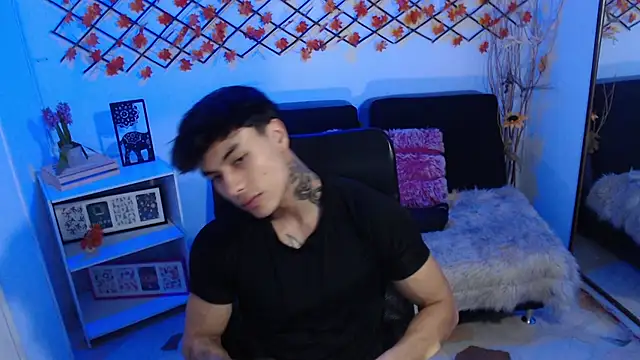 IanWest  online show from 04.29.26