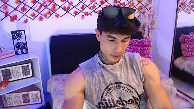 IanWest  online show from 06.09.26