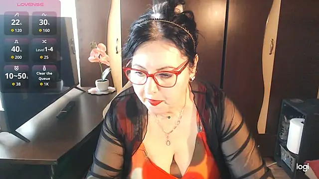 exiMIlf online show from 04.05.26