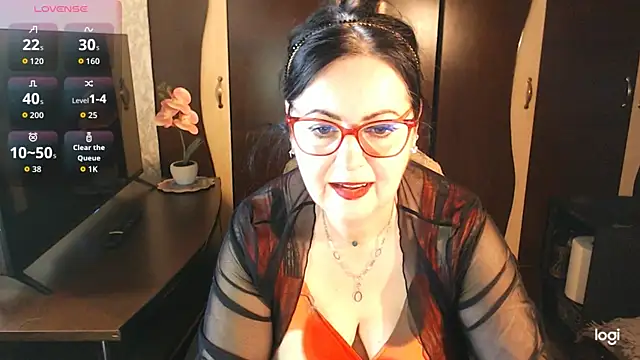 exiMIlf online show from 04.10.26