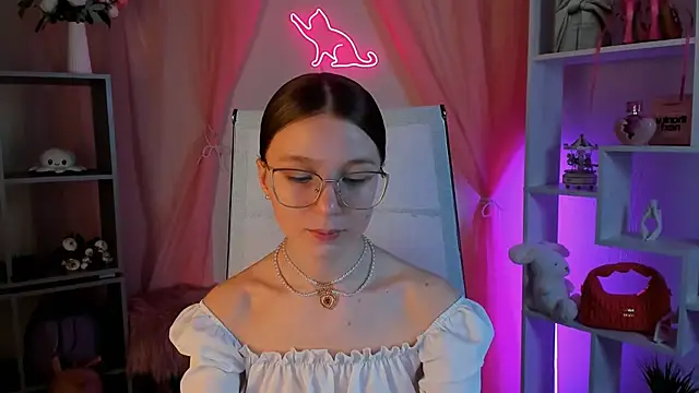 Snapshot of ElliFrankenweenie chatting on 02.24.26 ElliFrankenweenie online show from 02.24.26