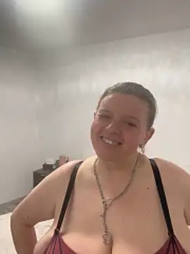 Laura-Loveyou online show from 04.03.26