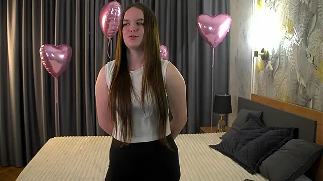 MarenCalarco online show from 02.15.26