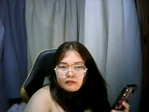 Snapshot of xia_xoxo_ chatting on 05.08.26 xia xoxo online show from 05.08.26
