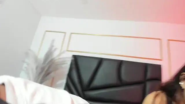 Gaia n Nix online show from 04.19.26