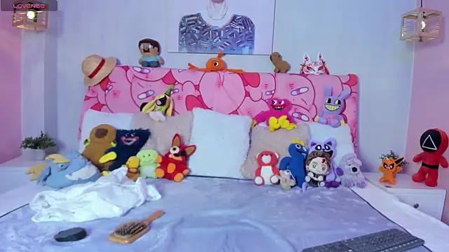 emma wilder  online show from 03.07.26