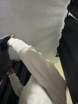 Lismar fire online show from 02.24.26