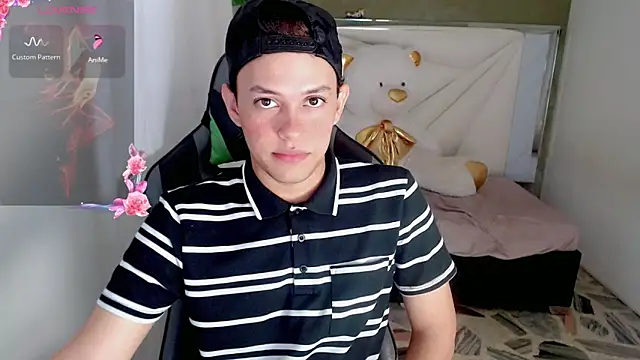 Top and bottom online show from 04.17.26