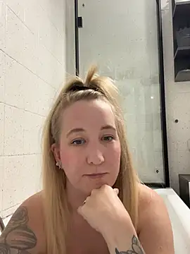 Ninimaus online show from 04.12.26