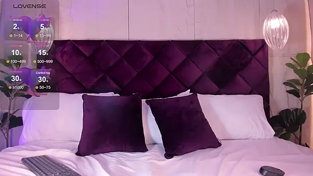 KittyLyne  online show from 02.27.26