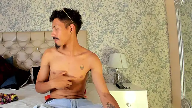 NoaahTylor online show from 03.31.26