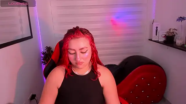 Emily Jonesh online show from 03.31.26