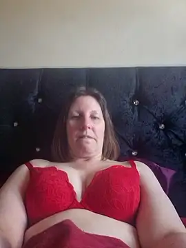 maturekate online show from 04.02.26