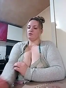 HotStepmommy4 online show from 03.12.26