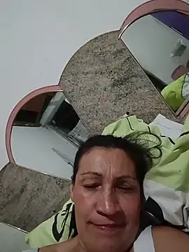 Layla Zaid online show from 04.18.26