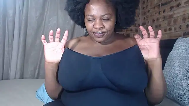 BIGBOOTYXX29 online show from 11.03.25