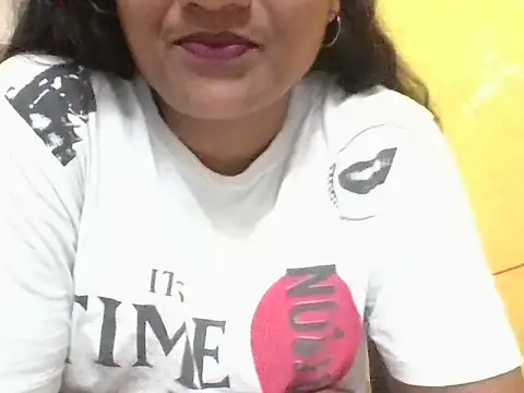 Snapshot of anu-reddyy chatting on 05.21.26 anu-reddyy online show from 05.21.26
