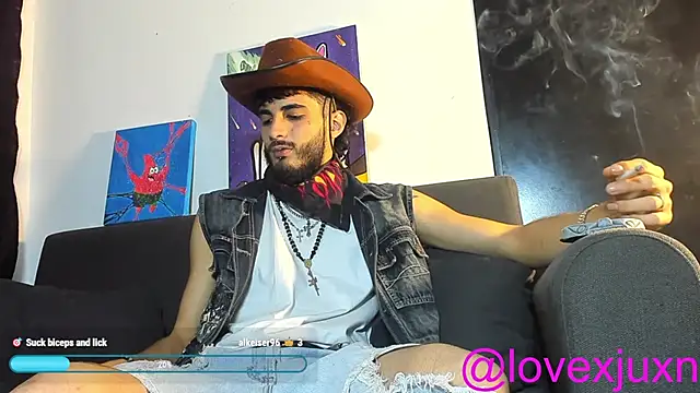 Snapshot of LovexJuxn8 chatting on 03.03.26 LovexJuxn8 online show from 03.03.26