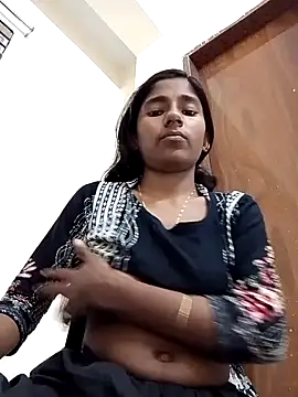 Snapshot of Sexy_Boudi650 chatting on 02.19.26 Sexy Boudi650 online show from 02.19.26