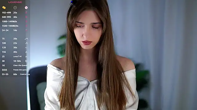 ClarineCasebolt online show from 03.24.26