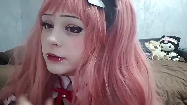 NaomiJess online show from 04.10.26