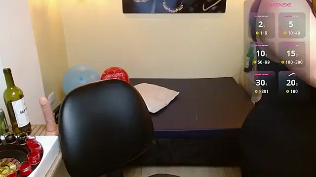 Eve Bennett online show from 04.20.26