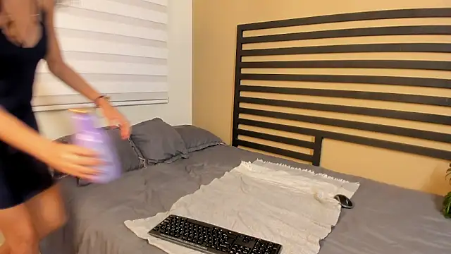 Snapshot of Tamia_25 chatting on 02.18.26 Tamia 25 online show from 02.18.26