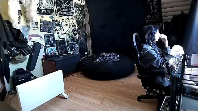 Snapshot of Shempert_ghot chatting on 02.23.26 Shempert ghot online show from 02.23.26