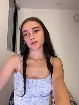 Snapshot of candy_deluxe chatting on 02.22.26 candy deluxe online show from 02.22.26